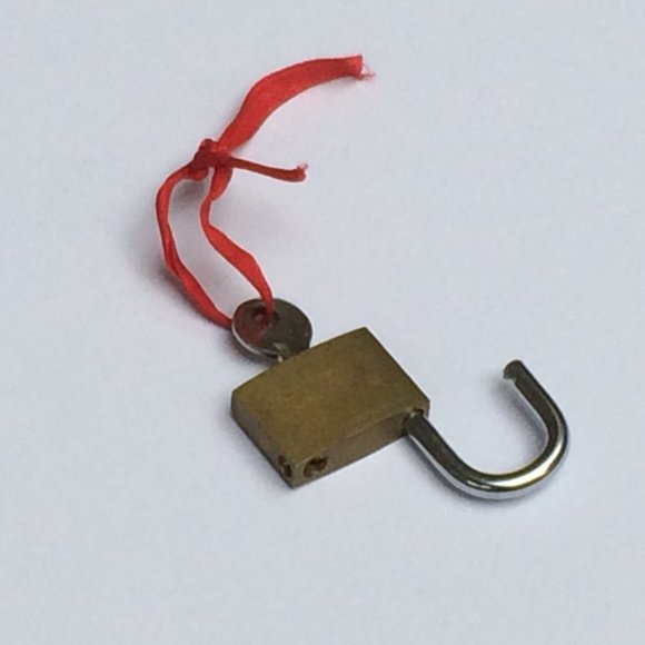7/8" wide small gold brass metal padlock with key for storage or travel - Picture 6 of 7